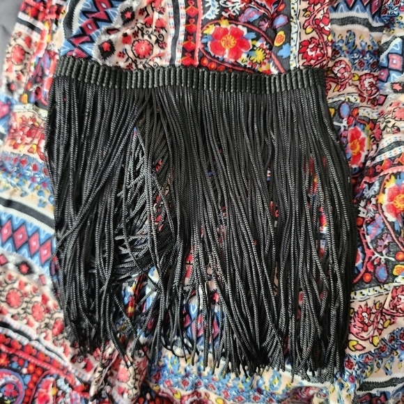 Love Tease Paisley Print Multicolored Kimono Women's Medium M Tassel Trim EUC - Picture 3 of 7